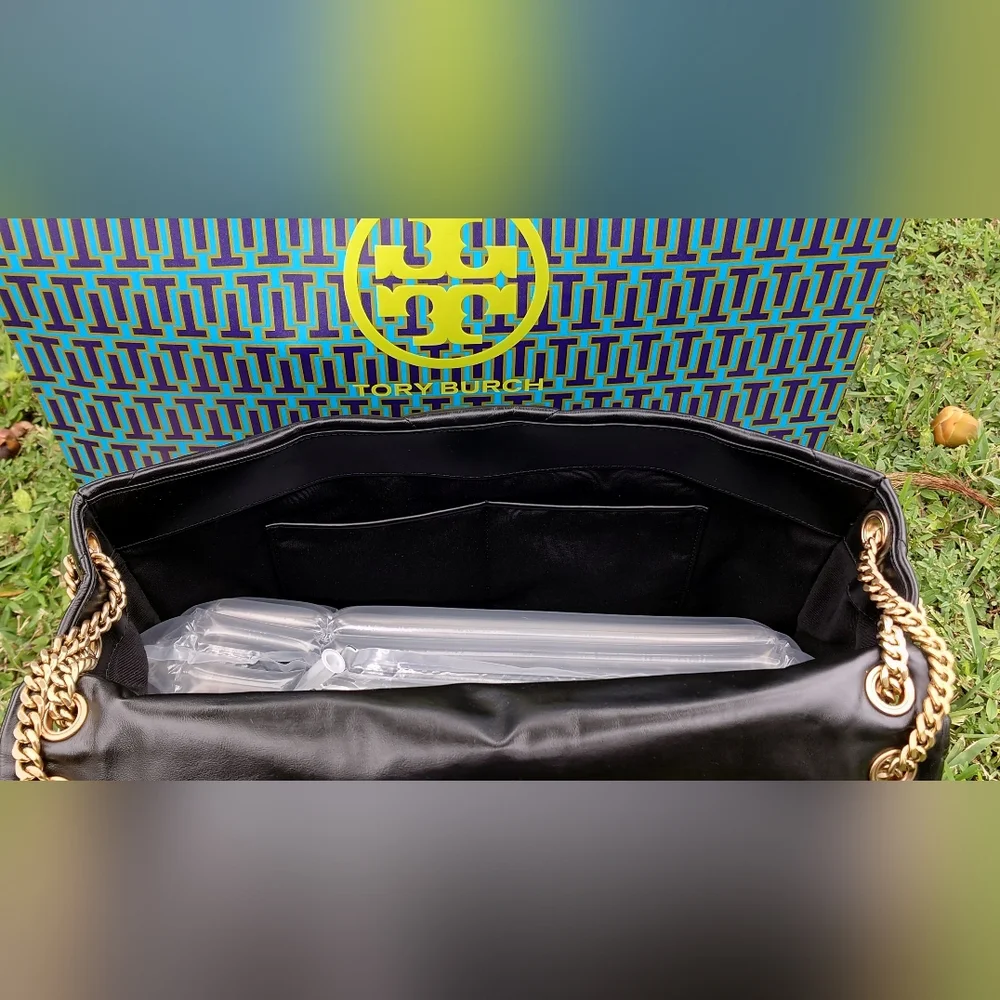 Tory Burch Oversized Kira Diamond Quilted Shoulder Bag - Picture 14 of 15